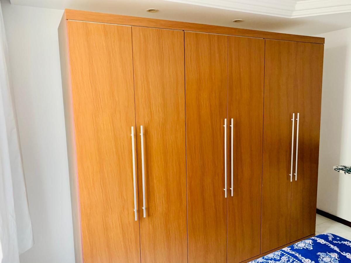 Stayhere! Fique Aqui! Apartamento 2/4 Mobiliado No Costa Azul :-) Salvador Kültér fotó