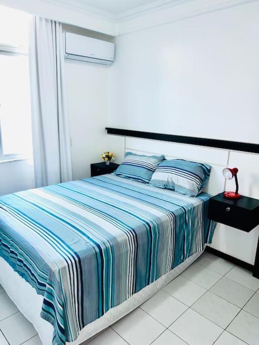 Stayhere! Fique Aqui! Apartamento 2/4 Mobiliado No Costa Azul :-) Salvador Kültér fotó